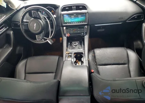 2020 Jaguar F-Pace Premium z USA, uszkodzony, nr VIN SADCJ2FX4LA660703